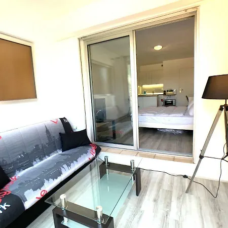 Appartement Homeplacestay Antibes