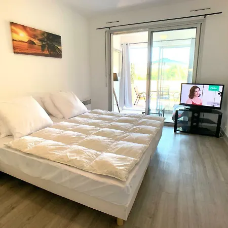 Appartement Homeplacestay Antibes